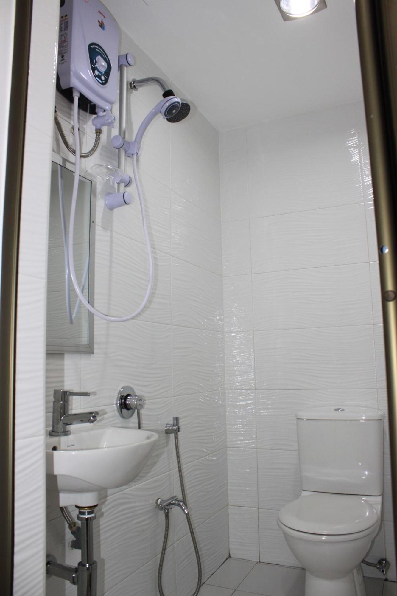 White Hotel Малакка Экстерьер фото